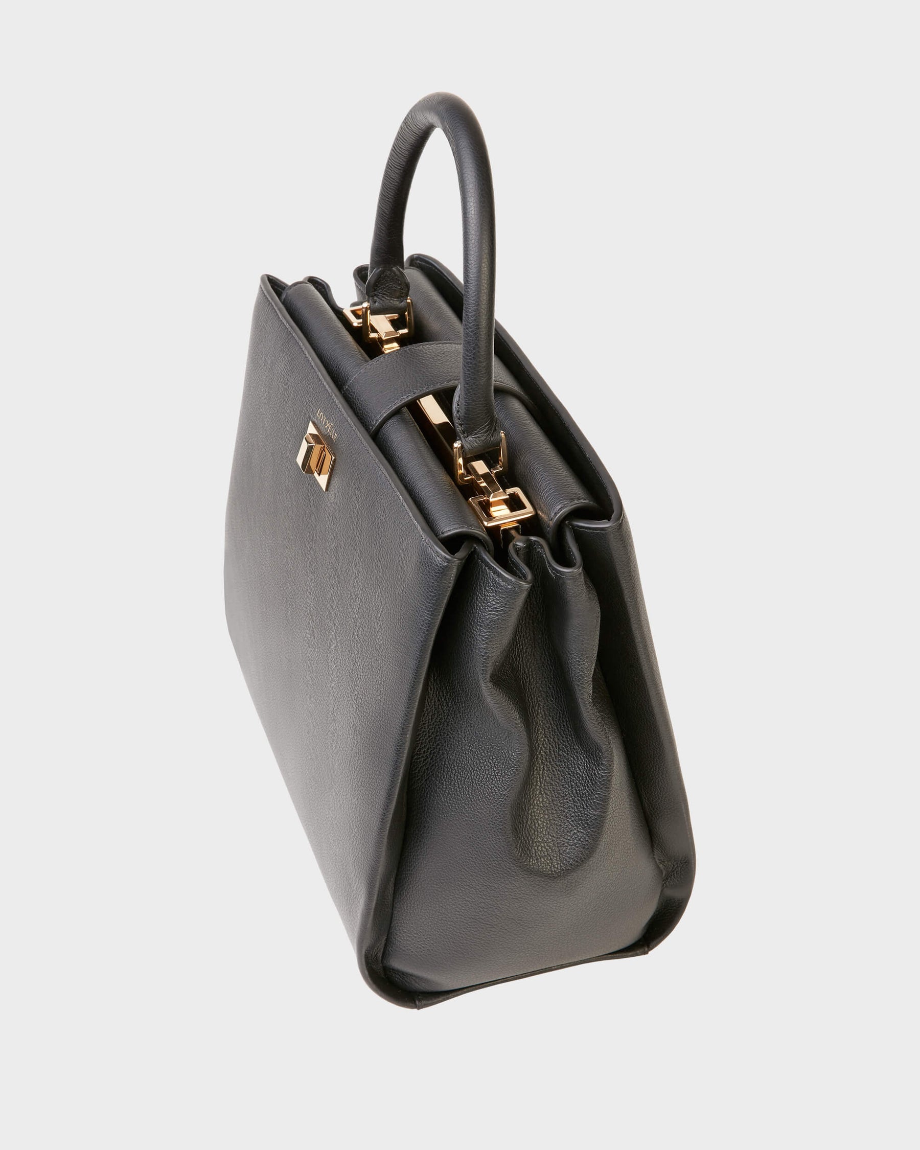 Top Handle Nera