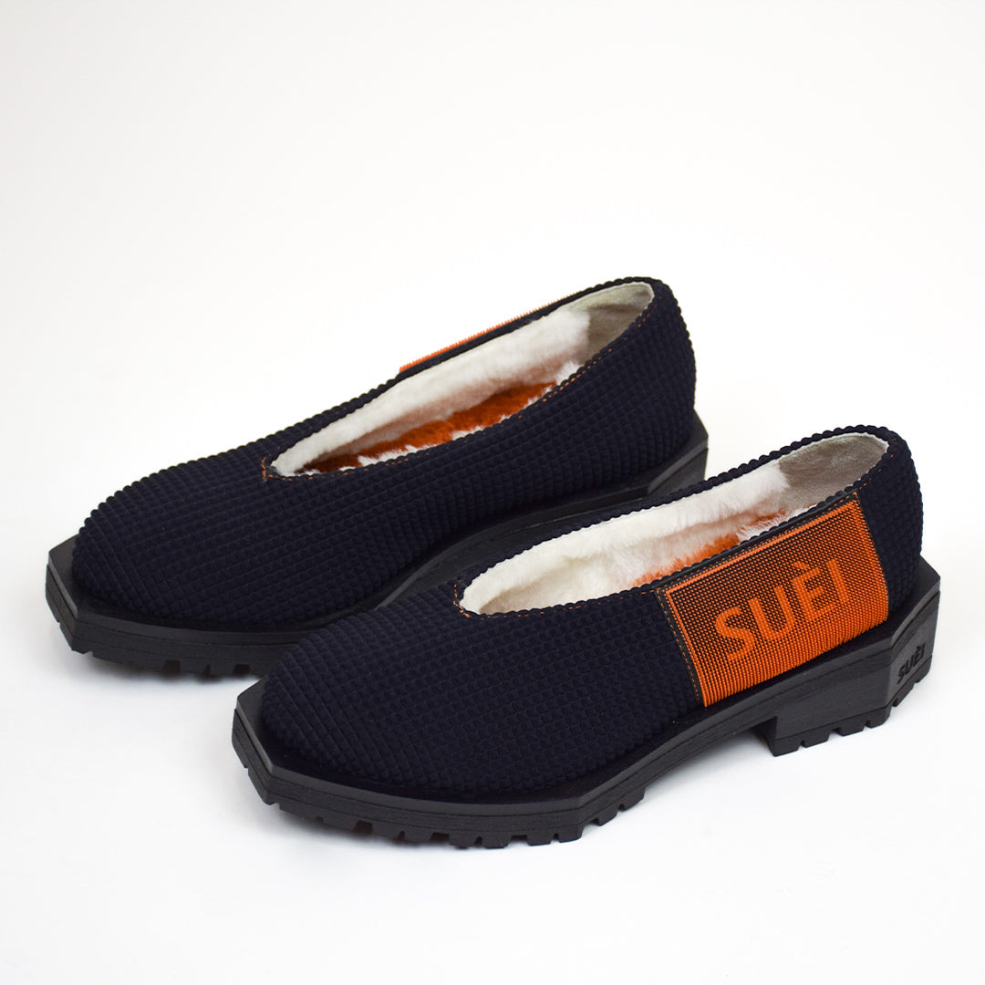 SLIP-ON WITH SIDE-ON PATCH SUÈI