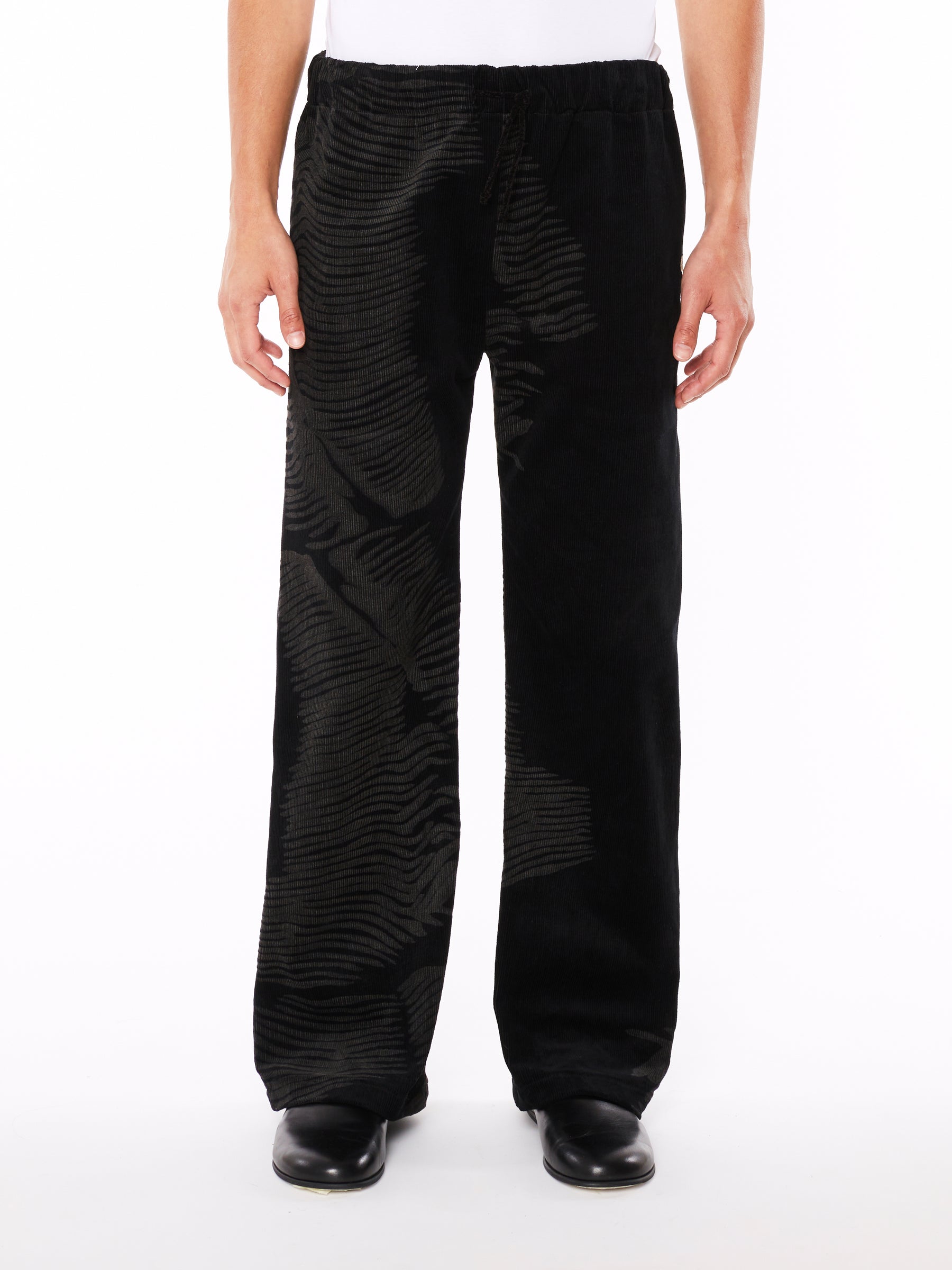 BLACK CORDUROY TROUSERS (M)