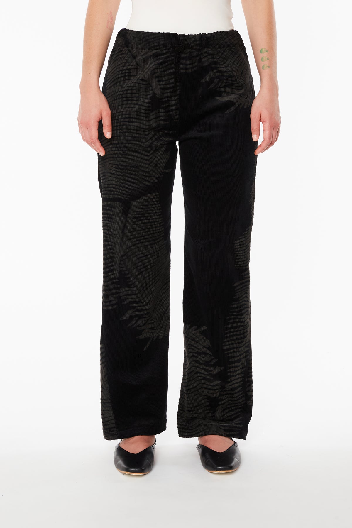 BLACK CORDUROY TROUSERS (W)
