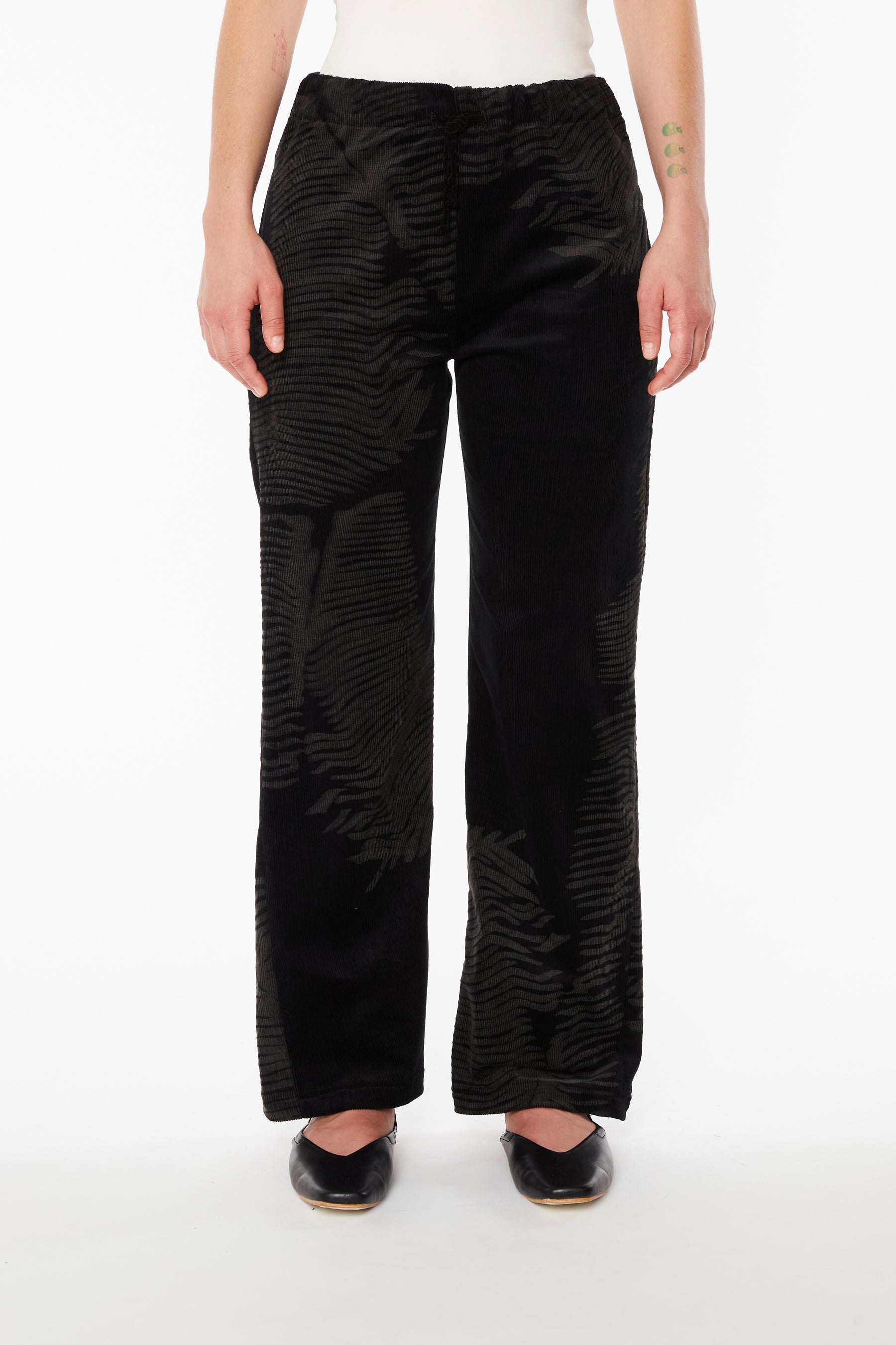 BLACK CORDUROY TROUSERS (W)