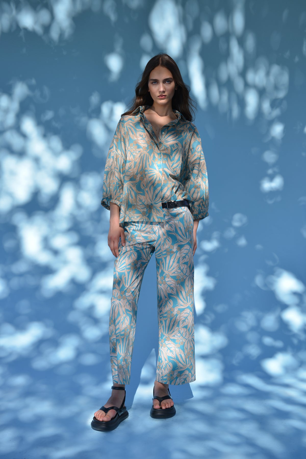 printed blouse 1670.350.441
printed trousers 6690.351.441