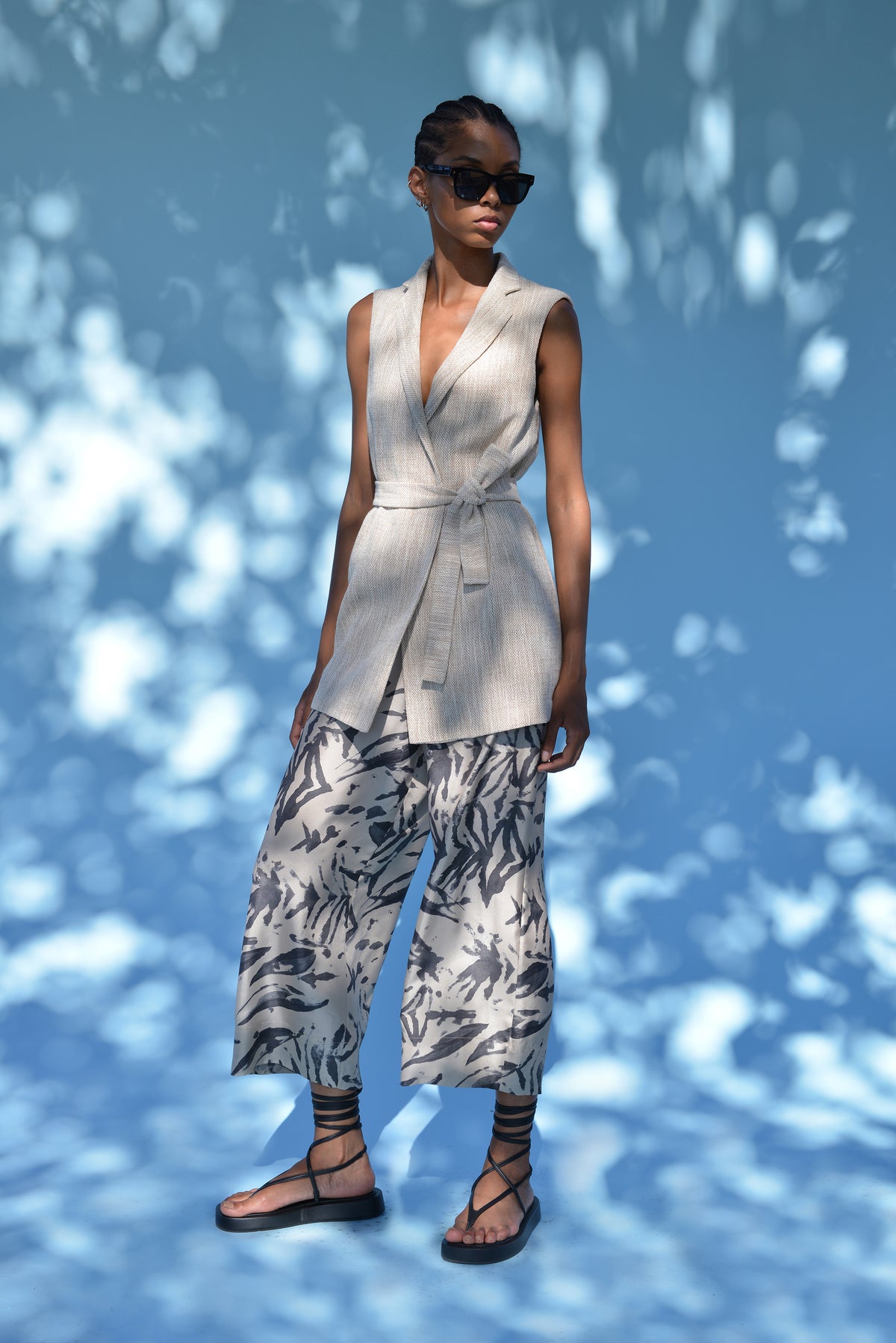 vest 1934.263.114
printed trousers 6676.272.114