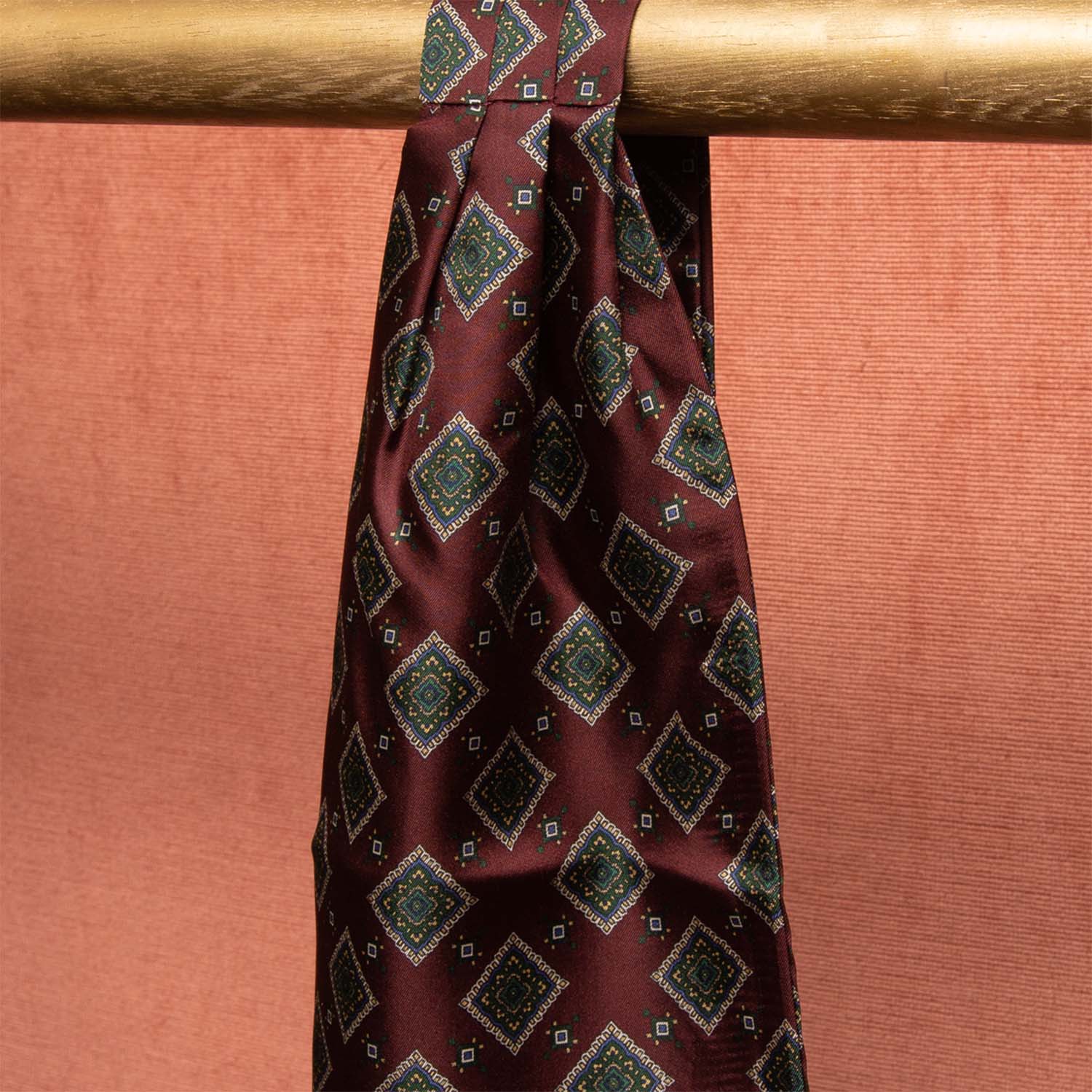 SERà FINE SILK - Burgundy with squares pattern Silk Ascot